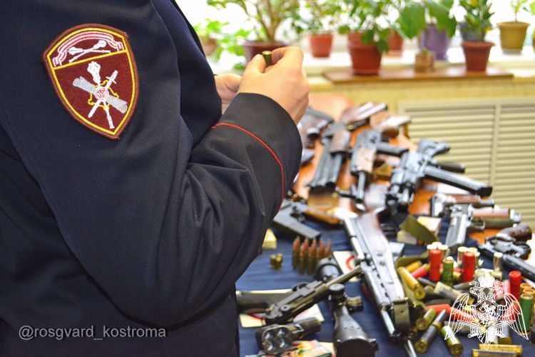 Специалисты Центра лицензионно-разрешительной работы рассказали, как сдать оружие за вознаграждение