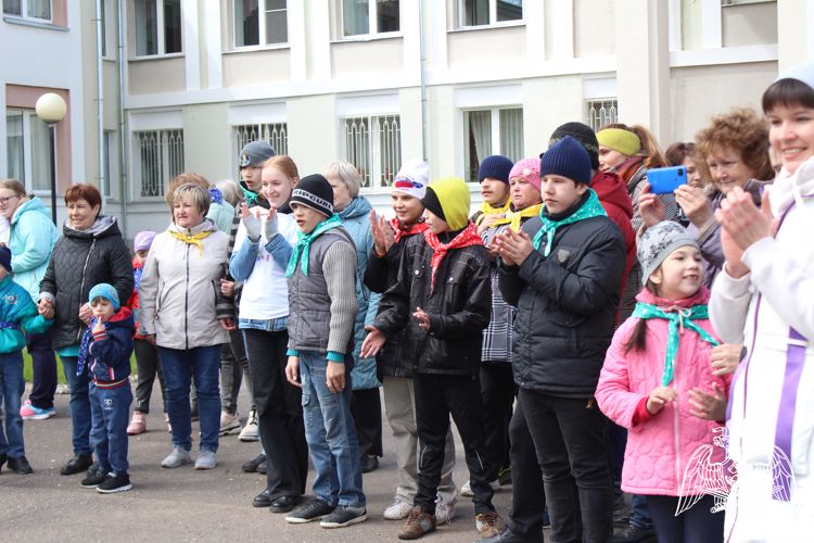 В Костроме представители Росгвардии провели акцию для детей-сирот
