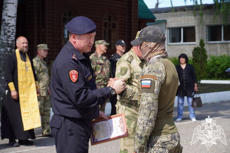 В Костроме чествовали вернувшихся со спецоперации росгвардейцев