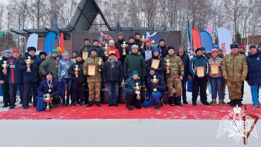 Начальник Управления Виталий Колыжбаев поблагодарил костромских росгвардейцев за спортивные достижения