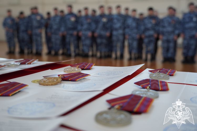 Торжественное построение прошло в ОМОН "Оплот"