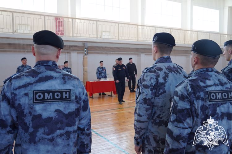 Торжественное построение прошло в ОМОН "Оплот"