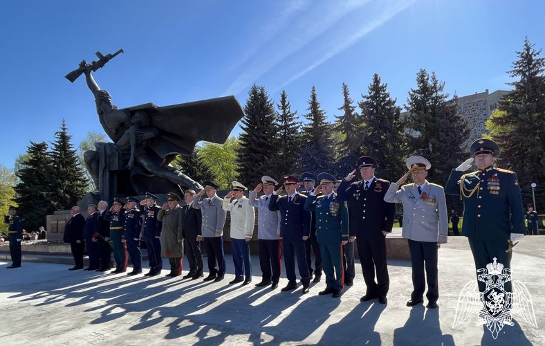 В День Победы представители Росгвардии приняли участие в праздничных мероприятиях