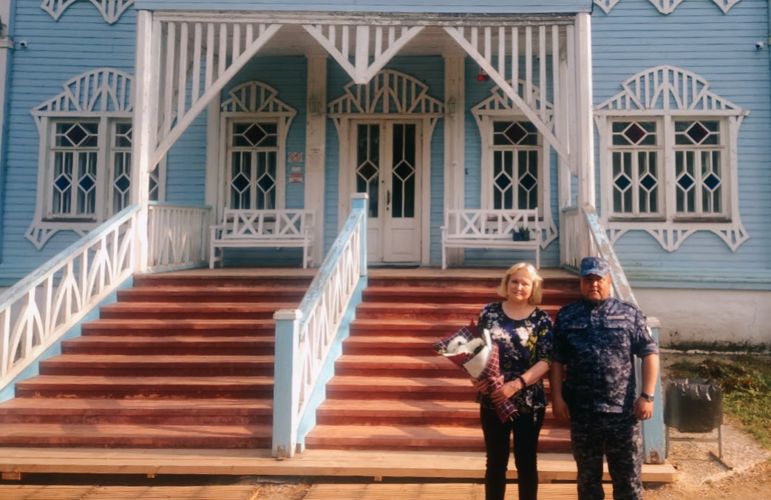 В Костромской области сотрудники Росгвардии поздравили  работников музеев 