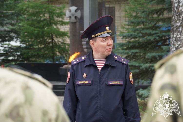 Представители Росгвардии присоединились к Всероссийской акции "Минута молчания"