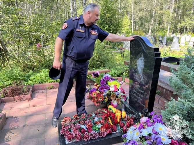 Представители Росгвардии приняли участие в открытии памятника погибшим в зоне СВО бойцам