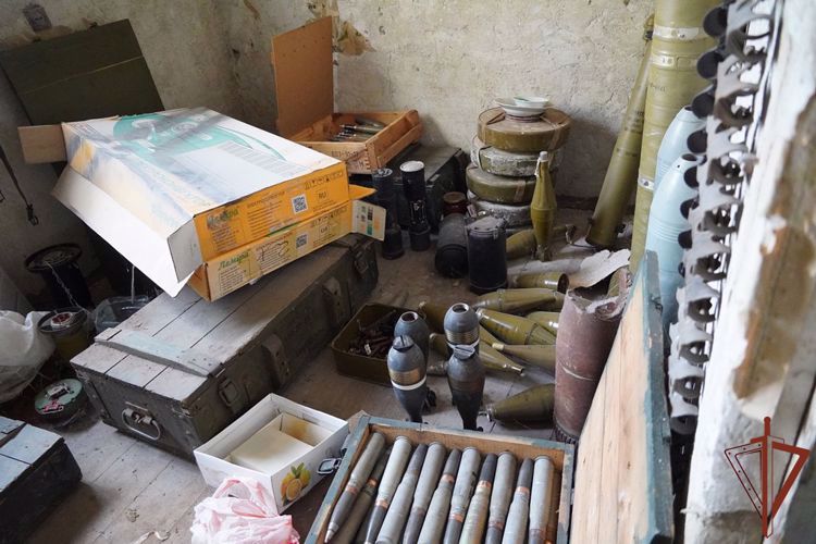 Росгвардейцы обнаружили в ДНР цех нацбатальона «Азов» по производству взрывных устройств