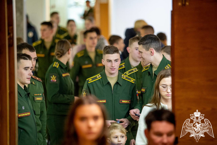 Дети росгвардейцев - участников СВО стали гостями «Русского национального балета «Кострома»