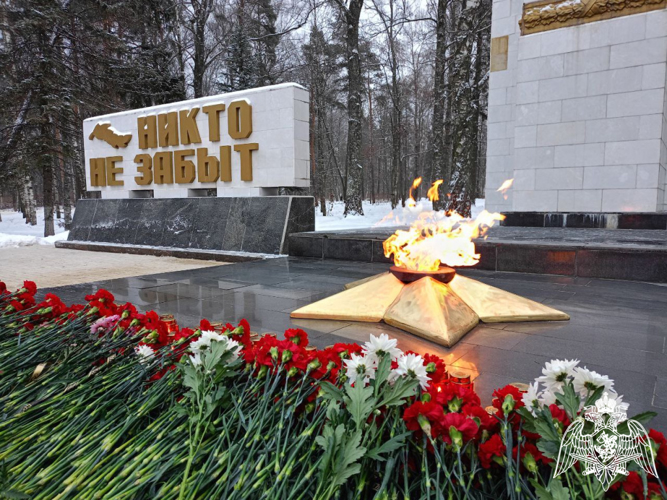 Костромские росгвардейцы почтили память погибших в День неизвестного солдата