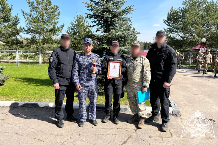 Бронзу завоевала команда Управления Росгвардии по Костромской области в соревнованиях Центрального округа по стрельбе 