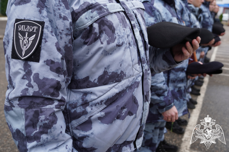 Торжественное построение прошло в ОМОН "Оплот"