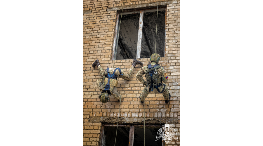 31 год костромской ОМОН "Оплот" стоит на страже порядка и спокойствия жителей региона