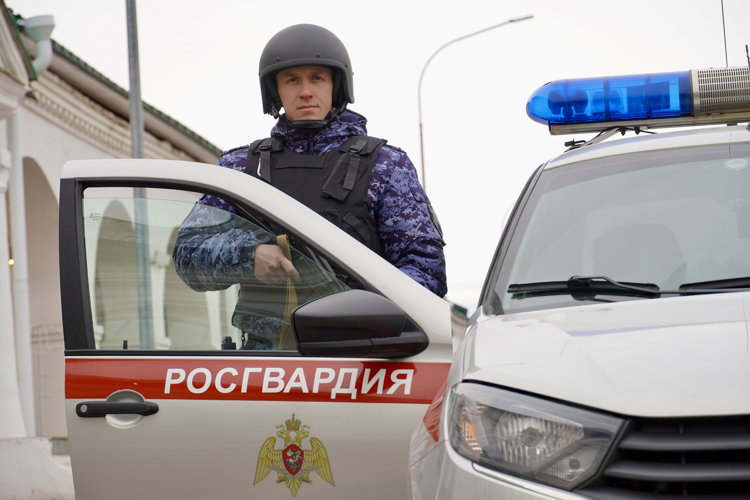 Росгвардия проводит набор сотрудников для службы во вневедомственной охране Луганской Народной Республики