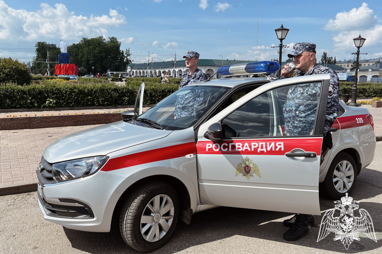 В День России сотрудники Росгвардии примут участие в обеспечении безопасности костромичей и гостей города