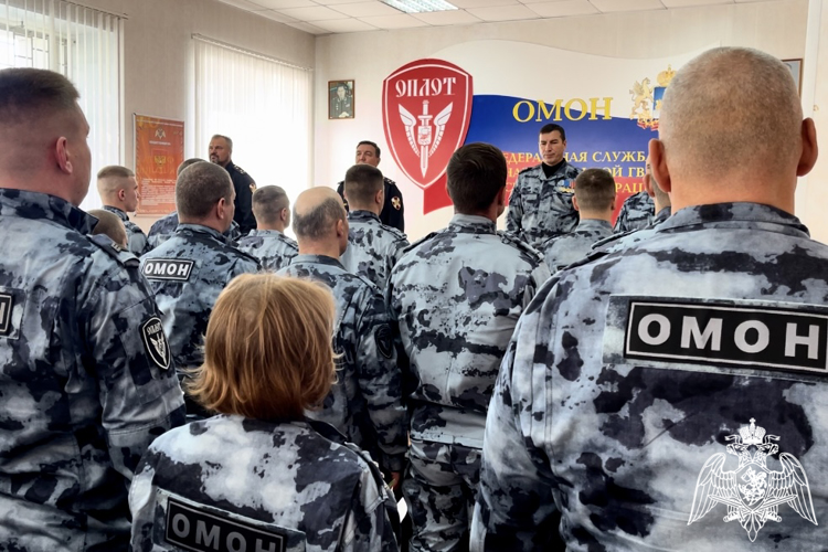 Торжественные меропрития прошли в ОМОН "Оплот" в день профессионального праздника