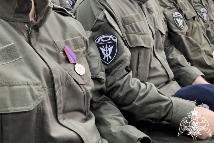 Торжественные мероприятия прошли в костромском СОБР в день профессионального праздника