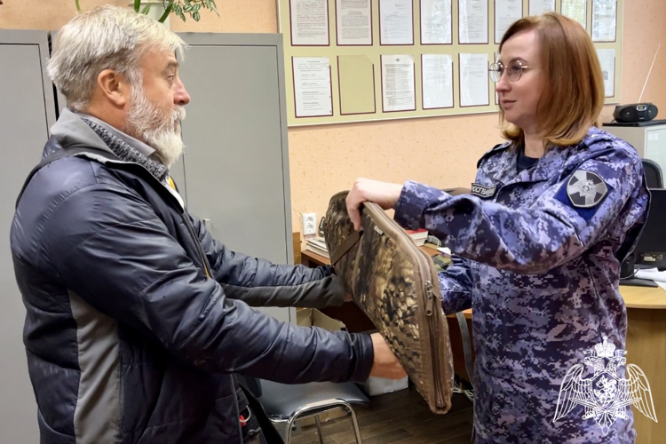 9 единиц незарегистрированного оружия сдали костромичи в 2024 году на возмездной основе