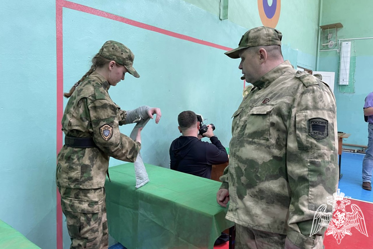 Представители Росгвардии приняли участие в семинаре «Растим патриотов России» в Костроме