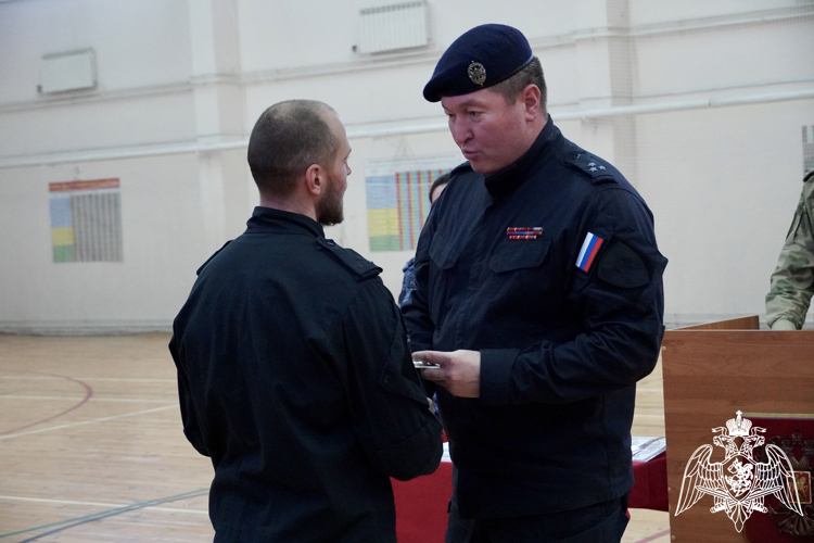 В Костроме наградили отличившихся в 2024 году сотрудников и военнослужащих Росгвардии