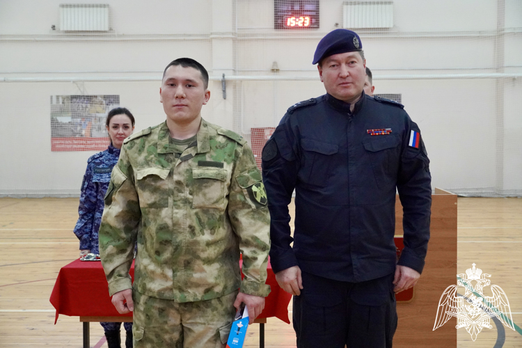 В Костроме наградили отличившихся в 2024 году сотрудников и военнослужащих Росгвардии