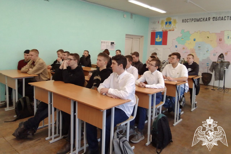 Неделя мужества проходит в Управлении Росгвардии по Костромской области