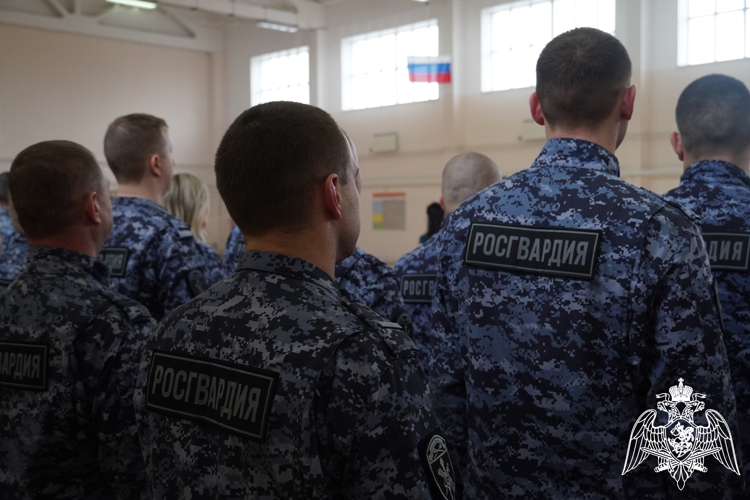 В День Росгвардии прошло торжественное награждение сотрудников и военнослужащих ведомства в Костроме