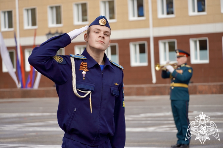 В Костроме представители Росгвардии приняли участие в праздничных мероприятиях в честь Дня Великой Победы 