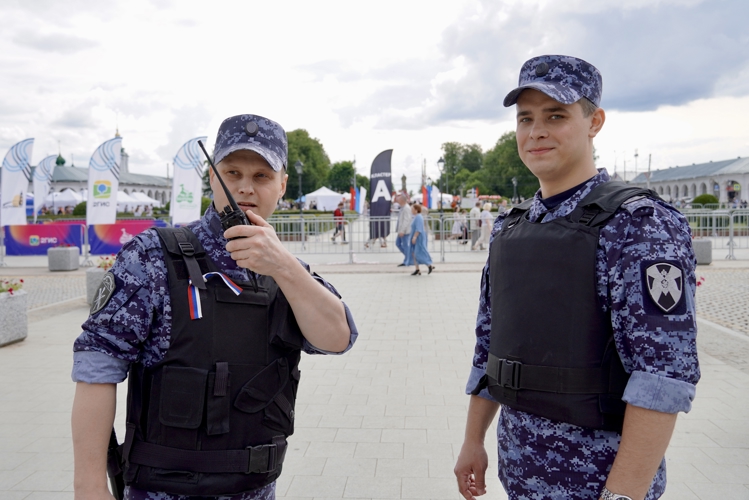 Сотрудники Росгвардии примут участие в обеспечении общественной безопасности в День молодежи