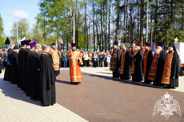 В Костроме сотрудники Росгвардии почтили память павших в годы Великой Отечественной войны