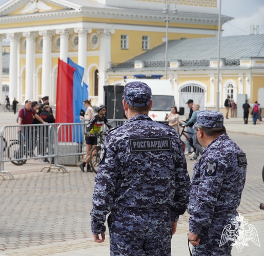 Сотрудники Росгвардии обеспечили общественную безопасность во время проведения велогонки «Россия»