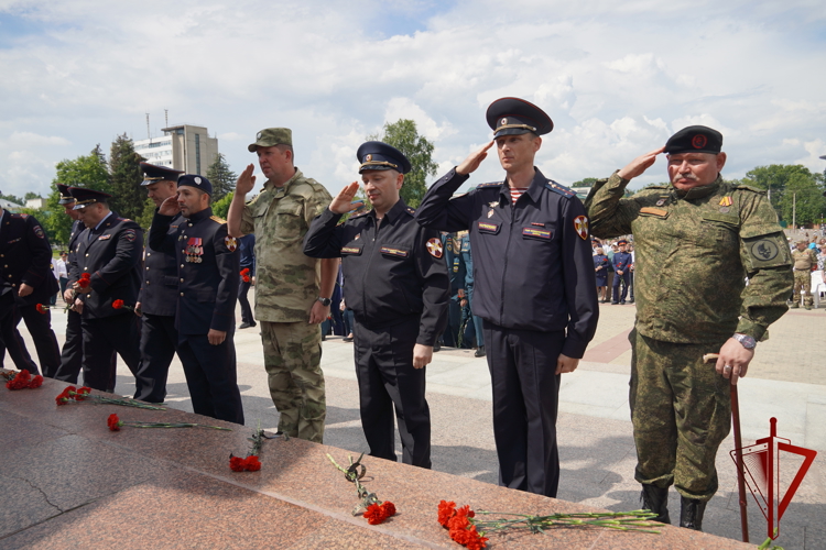 Росгвардейцы приняли участие в мероприятиях, проводимых в рамках  акции «Свеча памяти» 