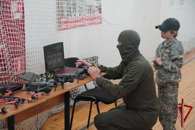 Акция "Каникулы с Росгвардией" продолжается в Костромской области