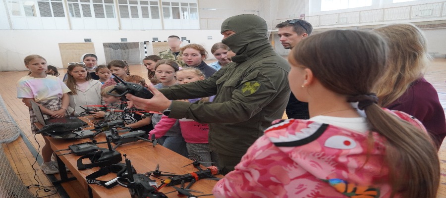 Акция "Каникулы с Росгвардией" продолжается в Костромской области
