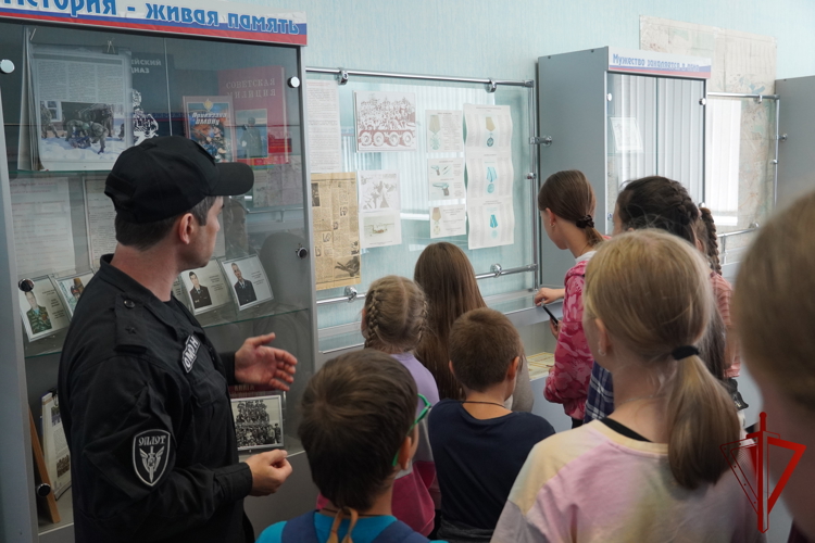 Акция "Каникулы с Росгвардией" продолжается в Костромской области