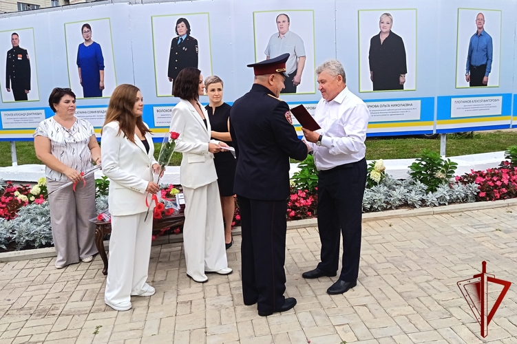 Росгвардеец занесен на Доску почёта в Костроме