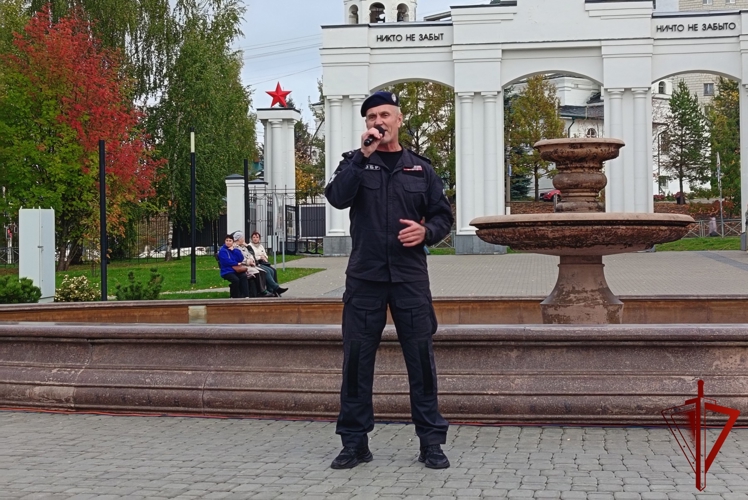 Ветеран Росгвардии стал специальным гостем Всероссийской акции #МЫВМЕСТЕ в Костроме