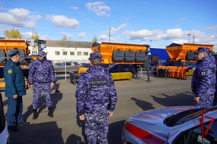Сотрудники и военнослужащие Управления Росгвардии по Костромской области приняли участие в штабной тренировке по гражданской обороне