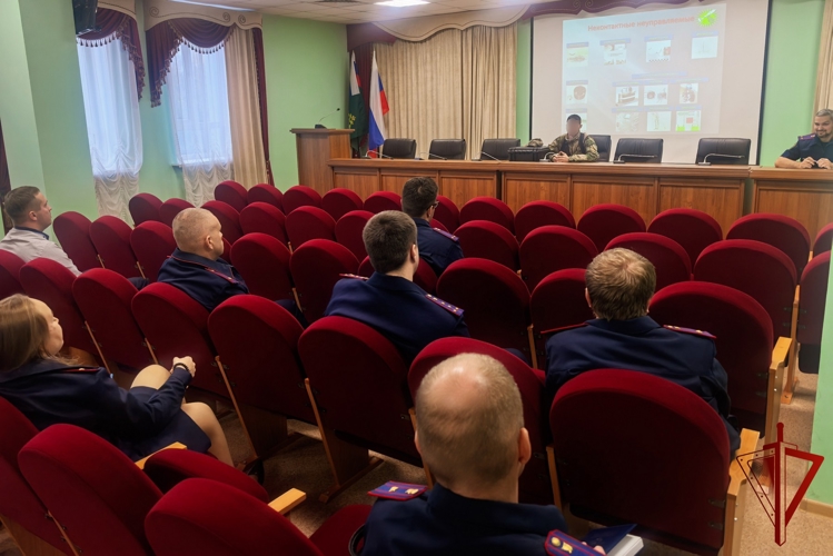 Костромские росгвардейцы провели учебно-методическое занятие со следователями Следственного управления СК